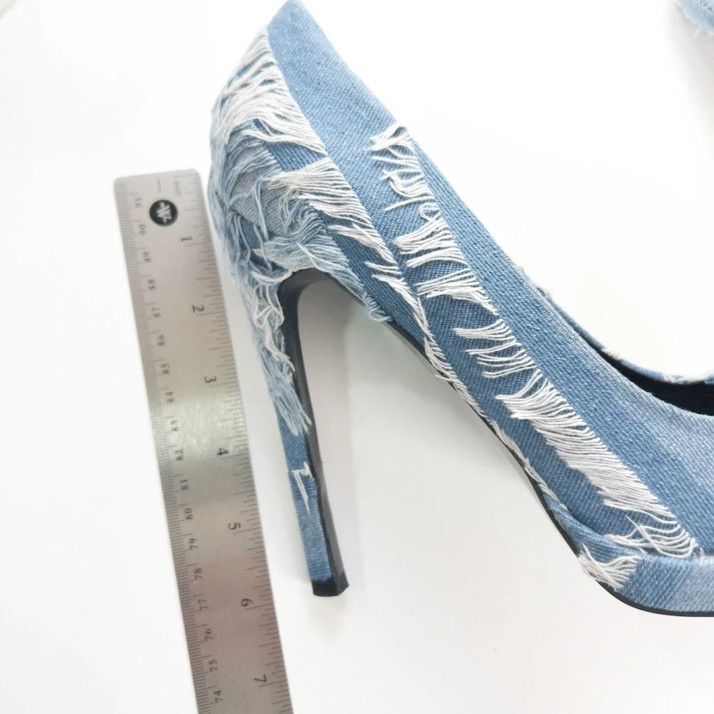Azalea Wang Giada Denim Platform Pumps Womens 9 Frayed Patchwork Pointy Stiletto
